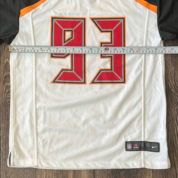 NWT NFL Tampa Bay Buccaneers Gerald McCoy #93 Jersey Nike On Field Youth L 14/16 - Picture 12 of 13